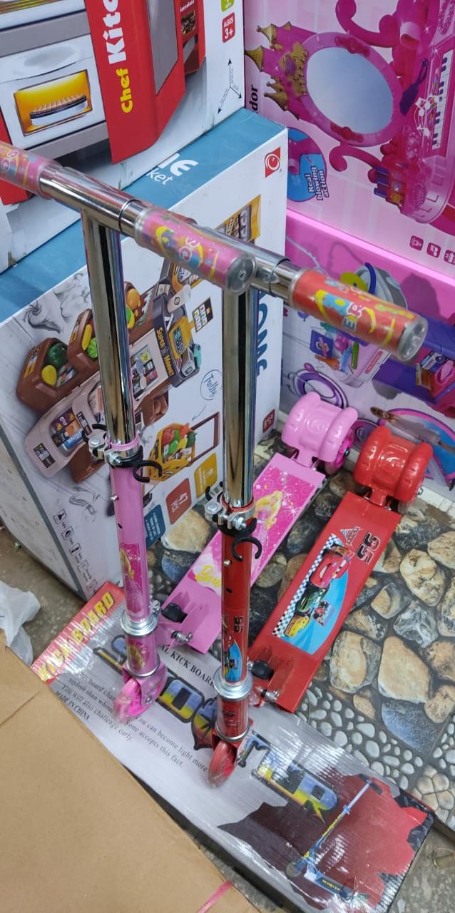 3 Wheels Light Scooter with Lights & Absorber