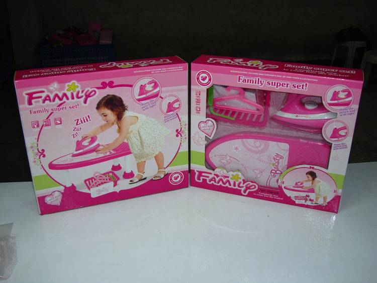 Family Center - Sweet Home Iron Stand Play Set - Pink Iron Stand Play Set