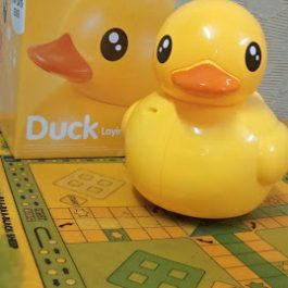 Battery Operated Eggs Laying Duck Musical Toy for Kids